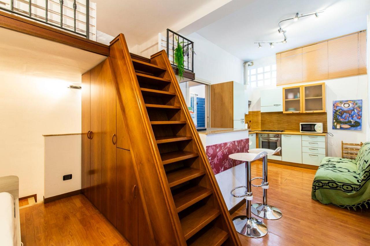 Extensive Terrace Navigli Toy Artistic Apartment Milano Eksteriør bilde