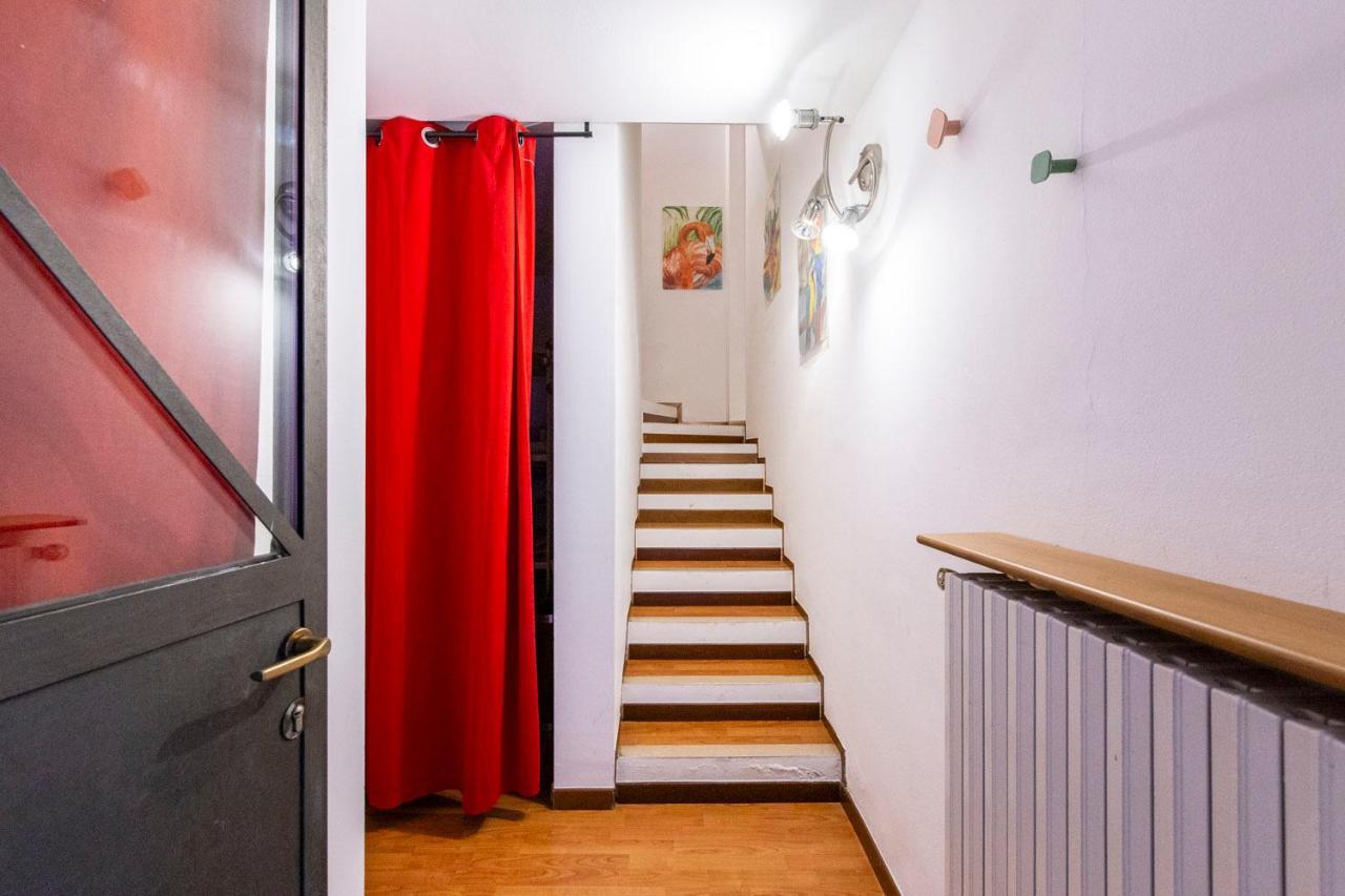 Extensive Terrace Navigli Toy Artistic Apartment Milano Eksteriør bilde