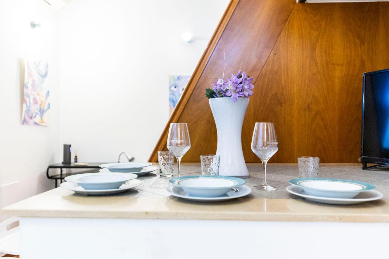 Extensive Terrace Navigli Toy Artistic Apartment Milano Eksteriør bilde